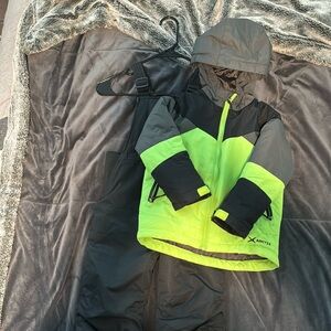 Kids snow suit 4T